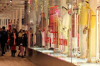 Uniqlo Store Manhattan
