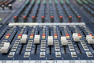 Sound mixer