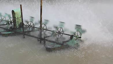 Water turbine generate oxygen in fish farm