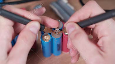 Custom Lithium Battery Pack Assembly Using Spot Welding