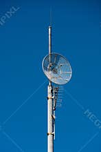 Communications antenna