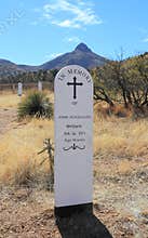 USA, AZ: Old West - Graveyard of Fort Bowie/Old Headstone