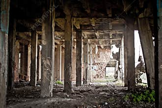 War devastation fear Russia, scenery, wet, dirty, home town