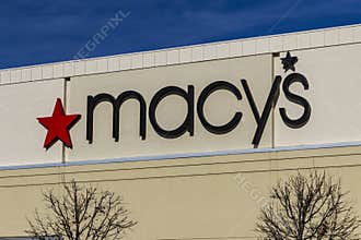 Indianapolis - Circa February 2017: Macy's Department Store. Macy’s, Inc. is the Nation’s Premier Omnichannel Retailers
