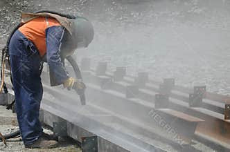 Sandblasting I beams