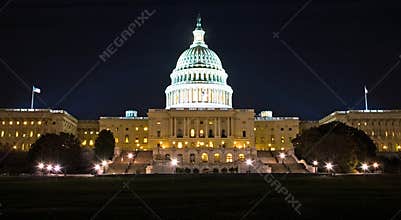 US Capitol Building at Night