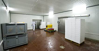 Cold storage room