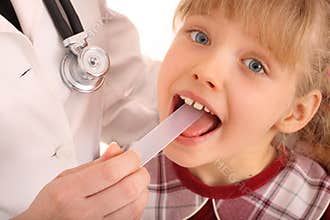 Doctor treat child for throat.