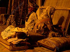 Weaving women