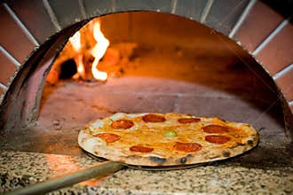 Baked pizza