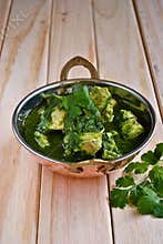 Dhaniya Chicken or Coriander Chicken