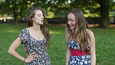 Teen girls girlfriend met in Park and emotionally speaking.