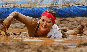 Mud Run Woman Wet Obstacle