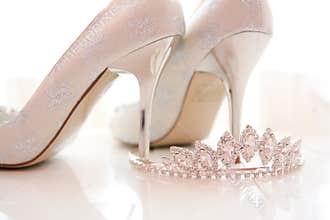 Bridal shoes and tiara