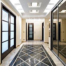 Luxury hall in a new apartment