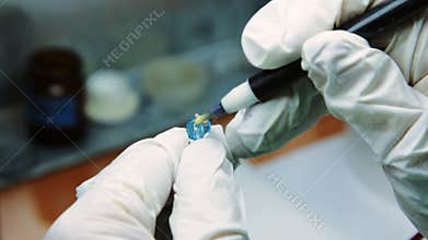 Painting gems acid in jewelry