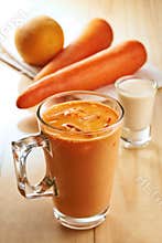 Carrot mix orange fruits juice