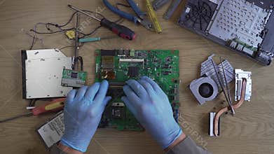 Build your computer`s motherboard