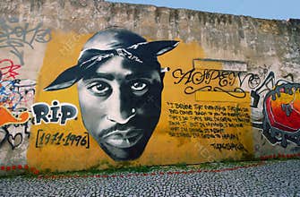 Tupac Shakur Graffiti