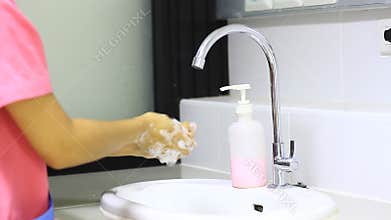 Asia nurse washing hand medical procedure 7 steps
