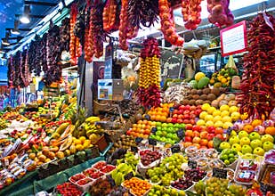 La Boqueria, fruits. World famous Barcelona market