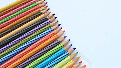 pencil color and brush many colored pencils in table color pencil set for school adult children pencil color for educational