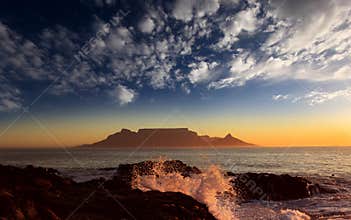Table mountain with clouds, Cape Town