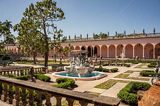 Beautiful park and garden near Galleries of Fine Arts at Ringling Museum of Art in Sarasota, Florida