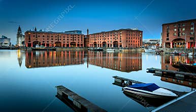 Albert dock liverpool