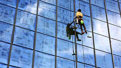 skyscraper window glass cleaner
