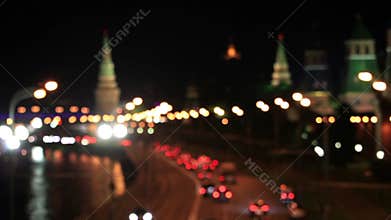 The night view of the city of Moscow has a bright river and a bridge