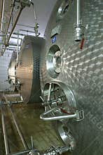 Industrial liquid storage tanks and pipes