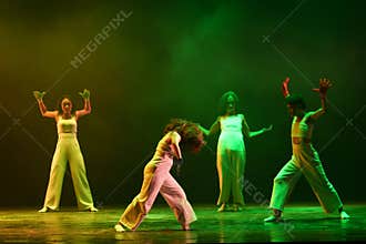 Contemporary Dance Finale With Dramatic Green and Red Stage Lighting