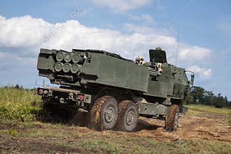 U.S. Army Soldiers assigned to the 1-17 Long Range Fires Battalion,