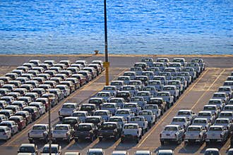 Vehicle transportation terminal