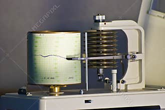 A barometer drawing a graph