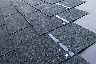 Roof shingles