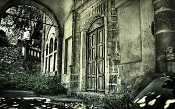 Exterior of creepy abandoned old house