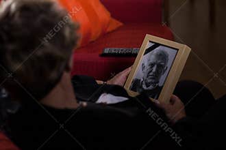 Widow mourning dead person