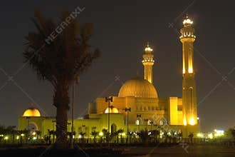 Al-Fateh Grand Mosque in Bahrain - night scene