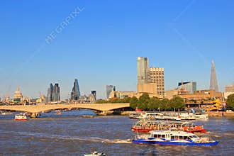 London City - Thames River cruising