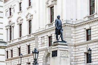 Churchill War Rooms and Robert Clive Memorial in London