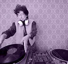 Granny dj
