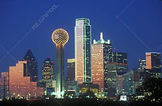 Dallas, TX skyline at night with Reunion Tower
