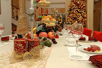 Christmas dinner set