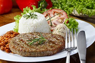 Meal with hamburguer