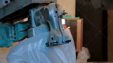 Corn Grain bag stitch with thread in factory