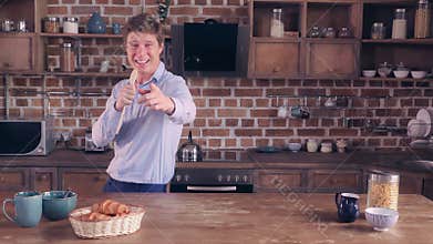 Guy sings a song in flat.