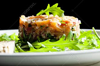 Salmon tartare