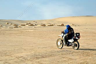 Crossing sahara